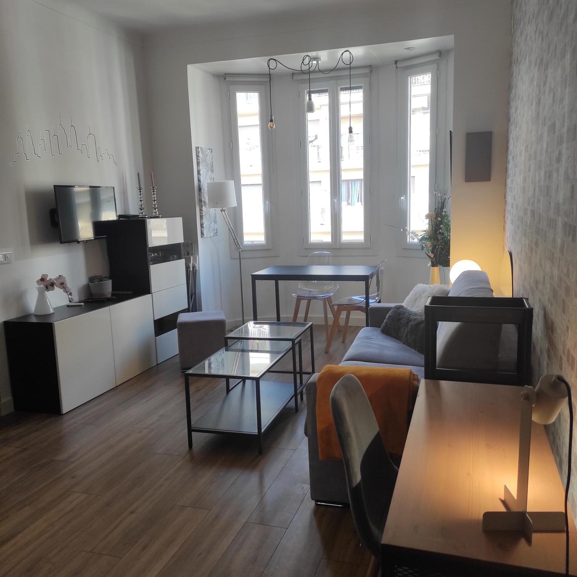 Grand Studio Confortable Au Coeur De نيس المظهر الخارجي الصورة