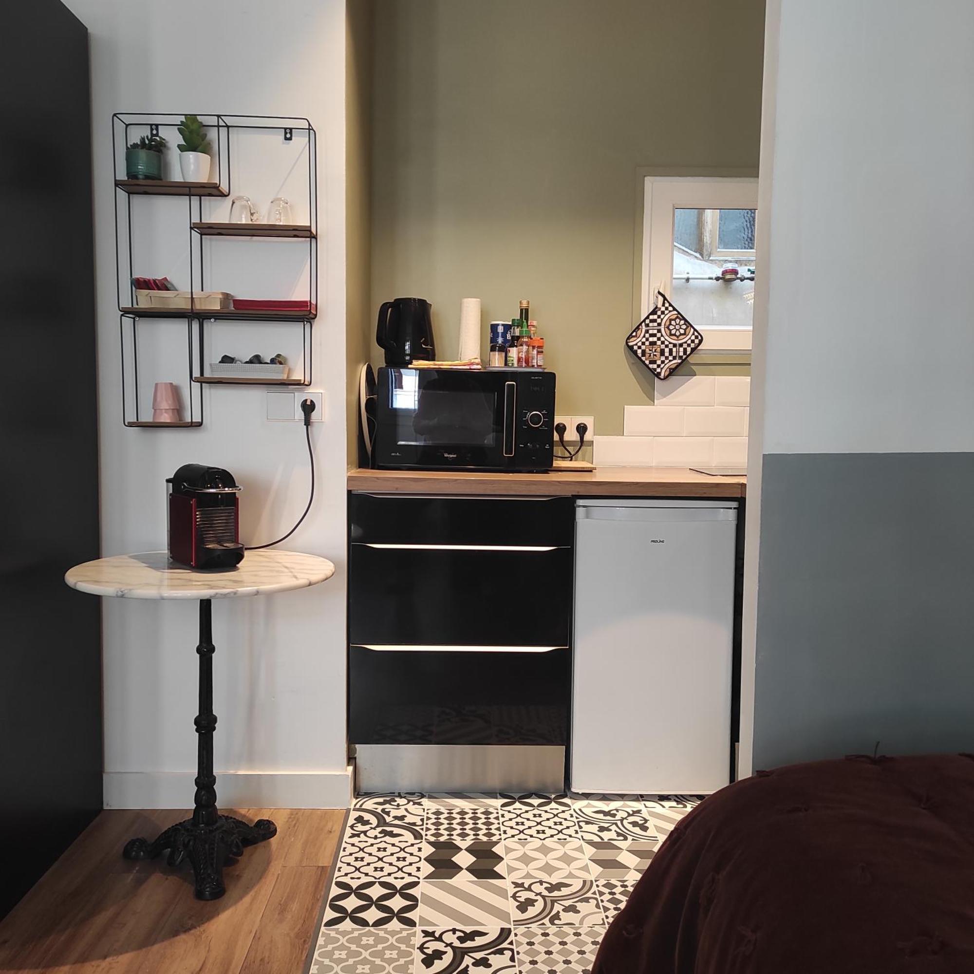 Grand Studio Confortable Au Coeur De نيس المظهر الخارجي الصورة